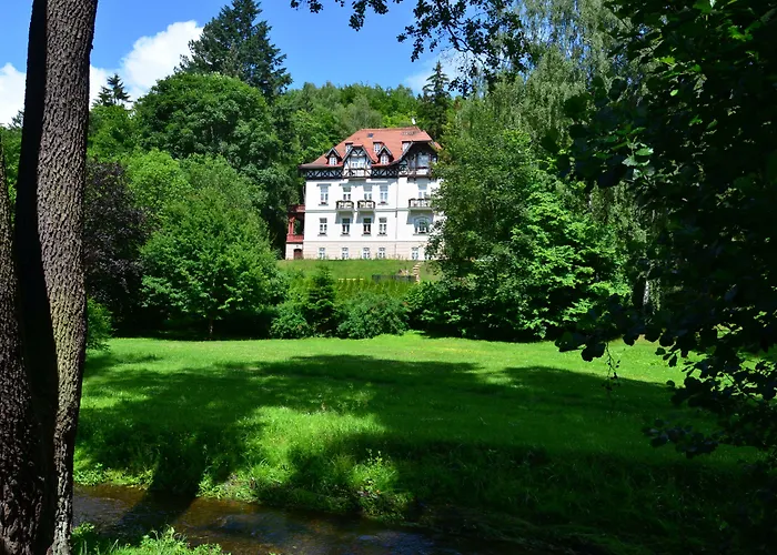 Sant Georg Garni Gasthuis 4*