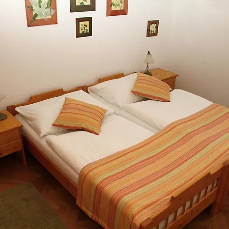 Sant Georg Garni Guest house
