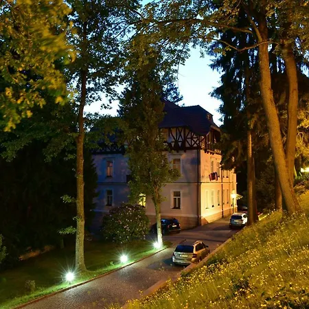 بيت ضيافة Sant Georg Garni Mariánské Lázně