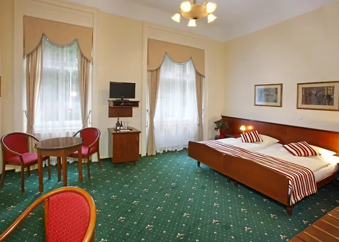 Sant Georg Garni 4*